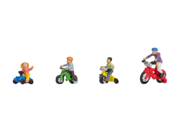 Noch HO Children on Bicycles x 4